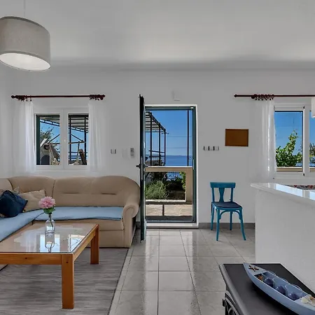 Vikendica Baskovic In Nature Park *