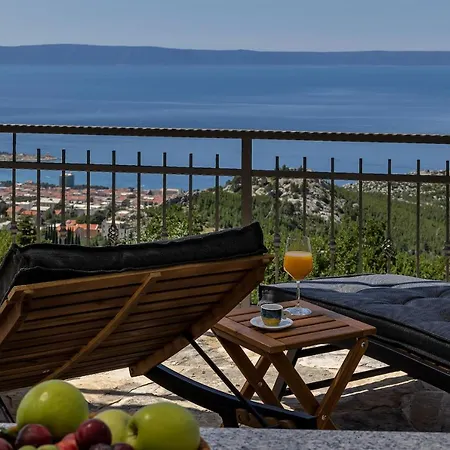 Baskovic In Nature Park * Makarska