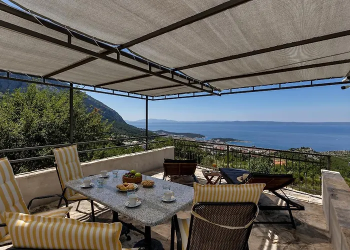 Baskovic In Nature Park * Makarska